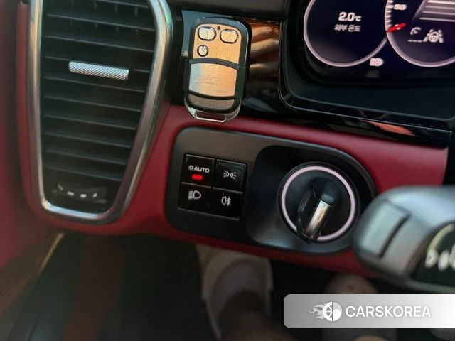 Porsche Cayenne (PO536) id 3904244 из Кореи 17