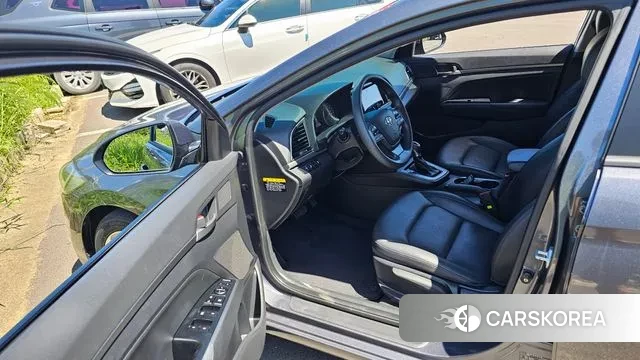 Hyundai Avante AD id 3039421 из Кореи 20