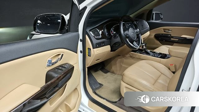 Kia The New Carnival id 3905399 из Кореи 20