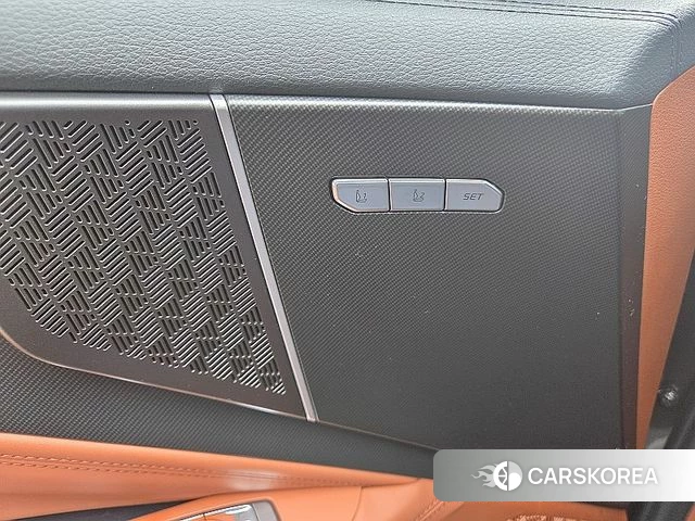 Kia The New K8 id 3933847 из Кореи 18