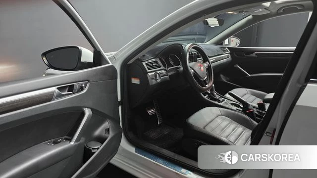Volkswagen The New Passat id 4465530 из Кореи 30