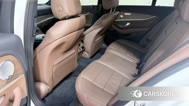 Mercedes-Benz E-Class W213 id 4577107 из Кореи 20