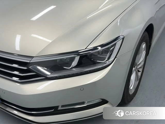 Volkswagen Magotan id 4238083 из Китая 20