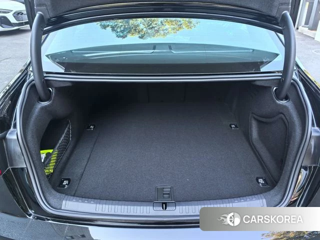Audi A6L id 4276968 из Китая 24
