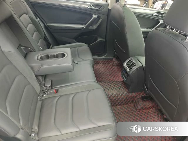 Volkswagen Tiguan L id 4297935 из Китая 21
