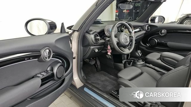 Mini Cooper Convertible id 4408201 из Кореи 20