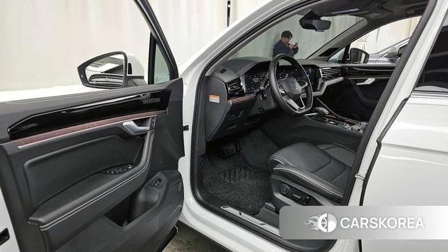 Volkswagen Touareg 3rd generation id 3792362 из Кореи 20