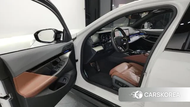 BMW 5 Series (G60) id 3015938 из Кореи 20