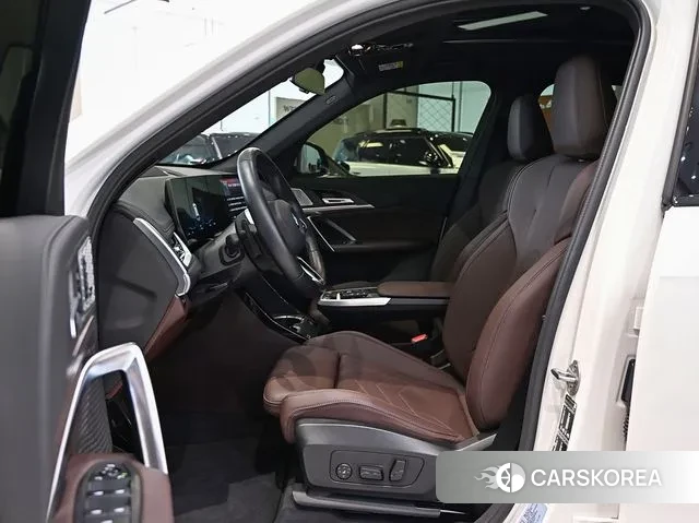 BMW iX1 (U11) id 3533770 из Кореи 20