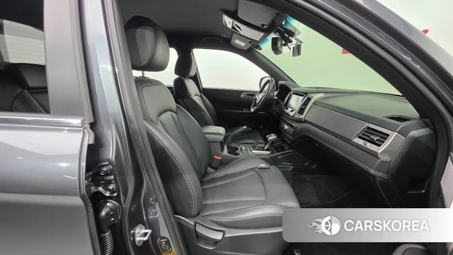 Ssangyong Rexton Sports Cannes id 4632817 из Кореи 32