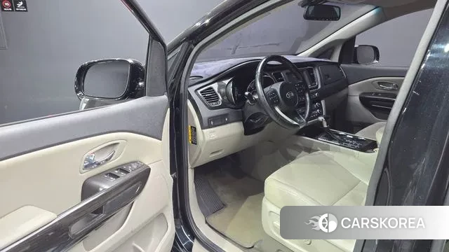 Kia The New Carnival id 3379919 из Кореи 20