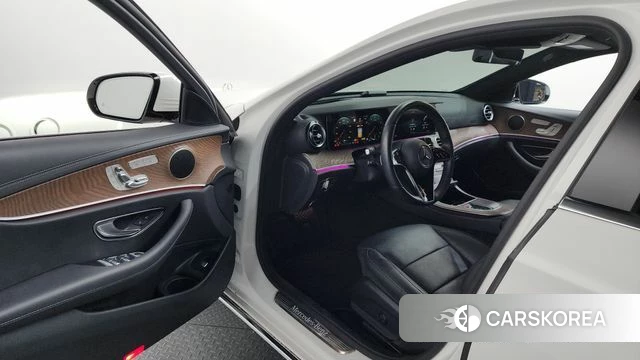 Mercedes-Benz E-Class W213 id 4414594 из Кореи 34