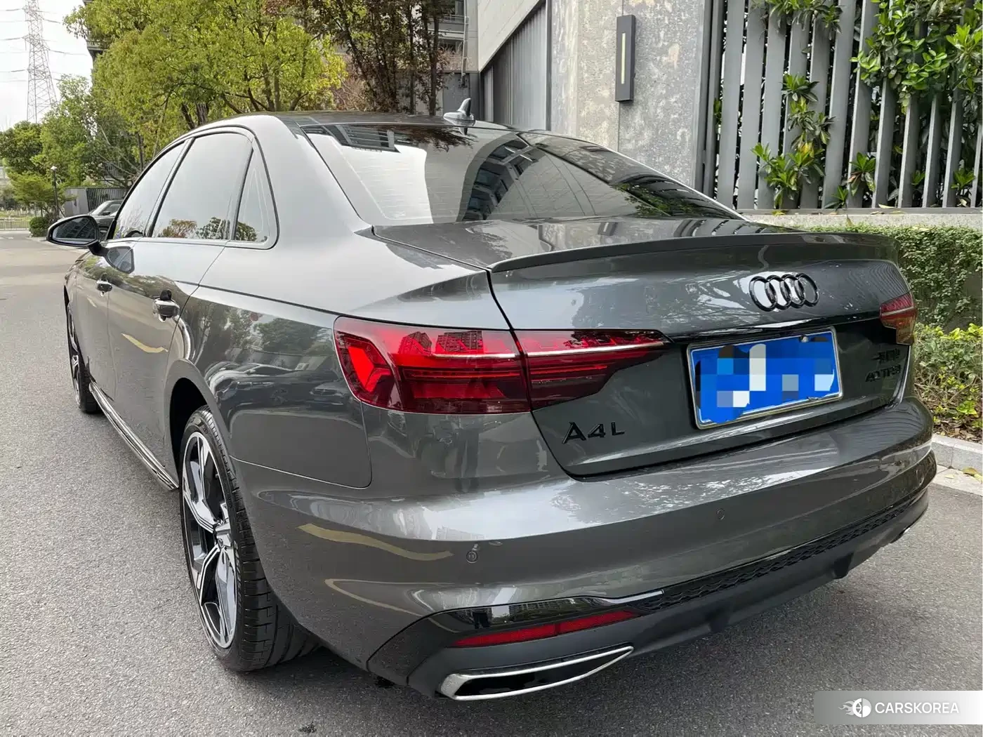 Audi A4L id 4601130 из Китая 14