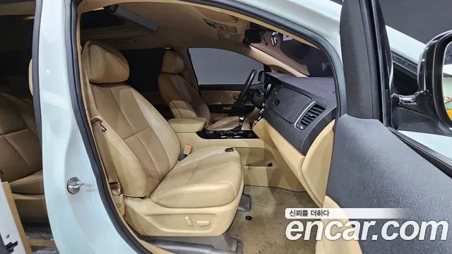 Kia The New Carnival id 2932613 из Кореи 20