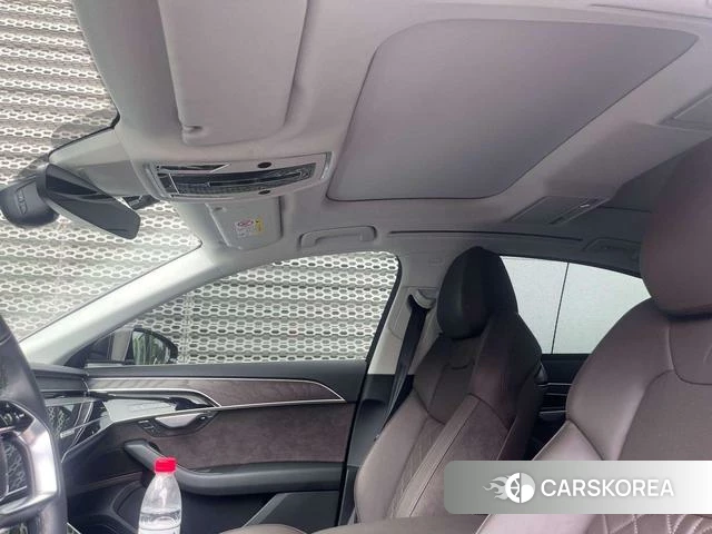Audi A8 id 4213158 из Китая 14
