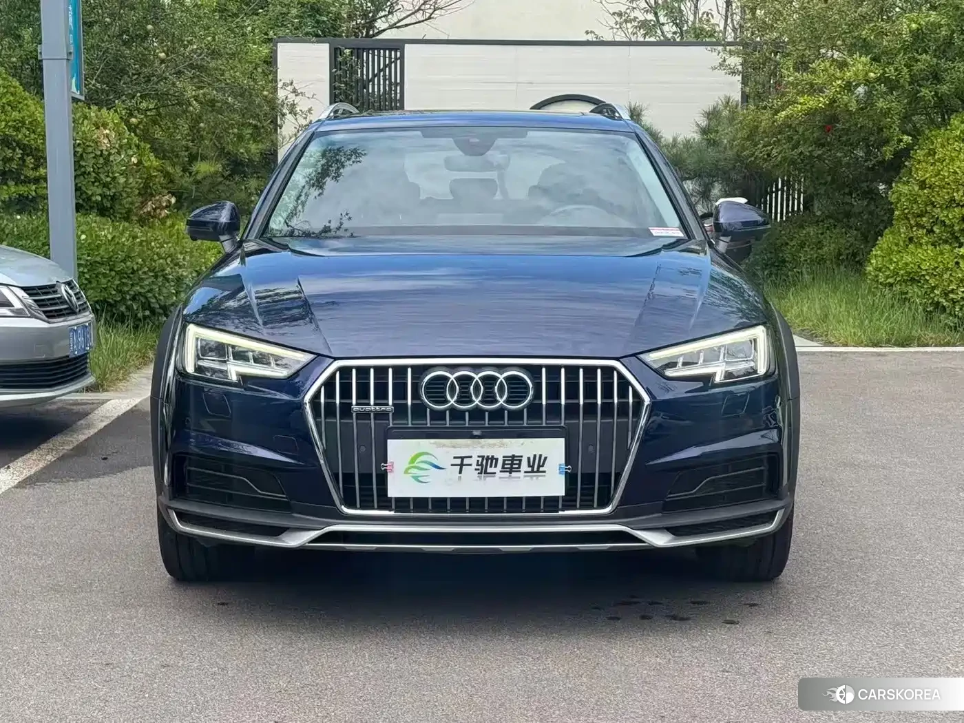 Audi A4L id 4600782 из Китая 17