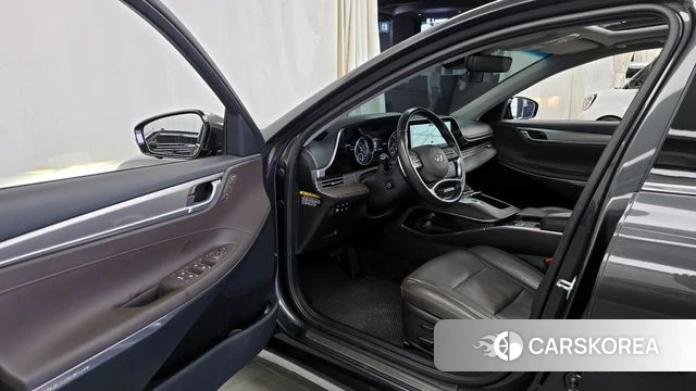Hyundai The New Grandeur IG Hybrid id 4317708 из Кореи 32