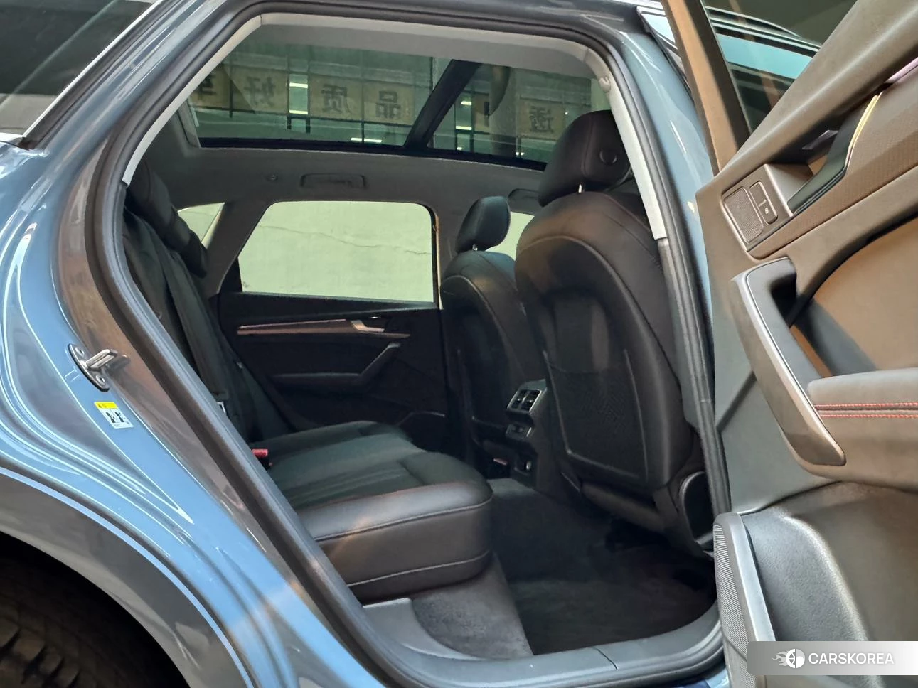 Audi Q5L id 4467459 из Китая 13