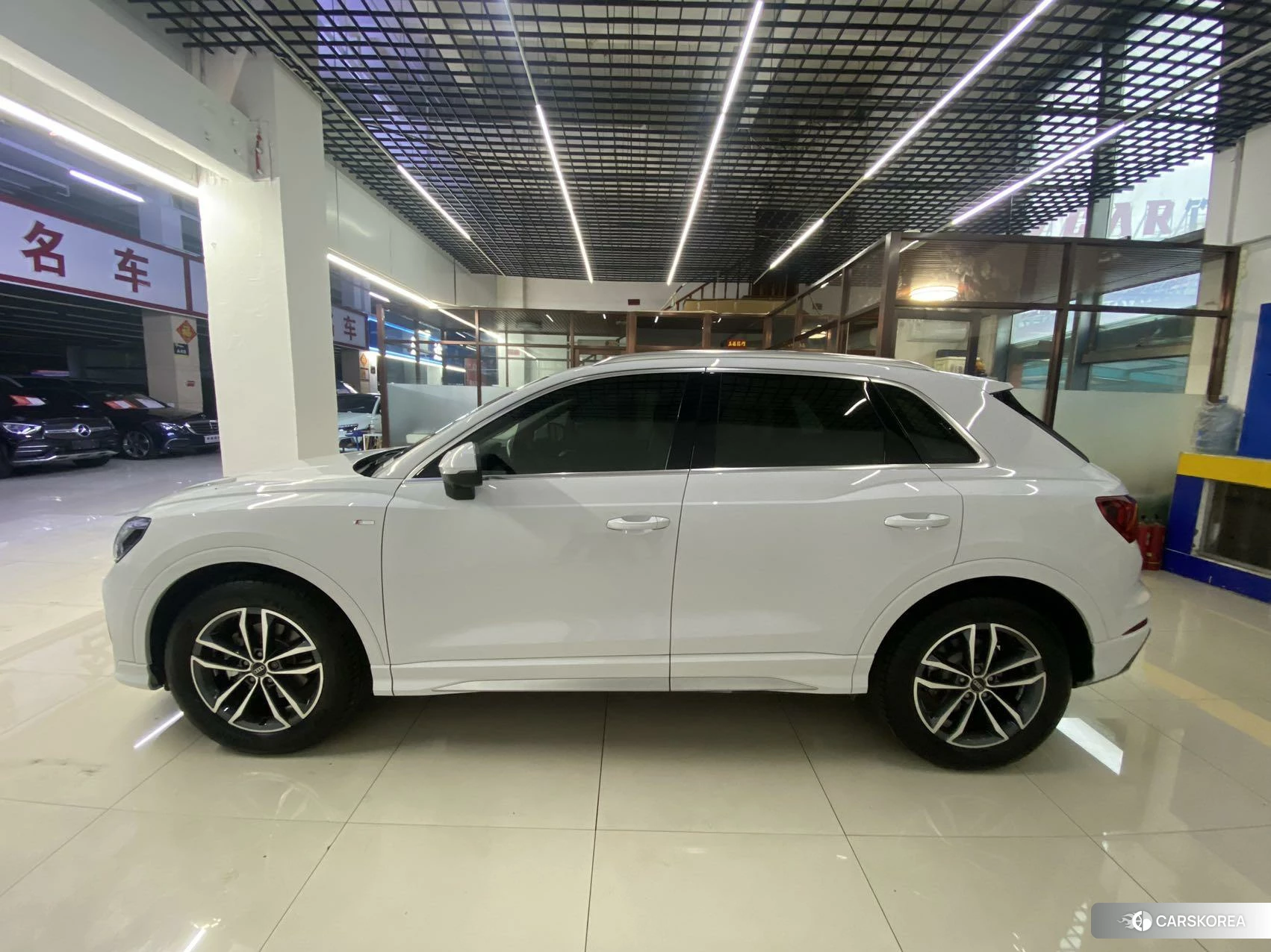 Audi Q3 id 4512557 из Китая 17