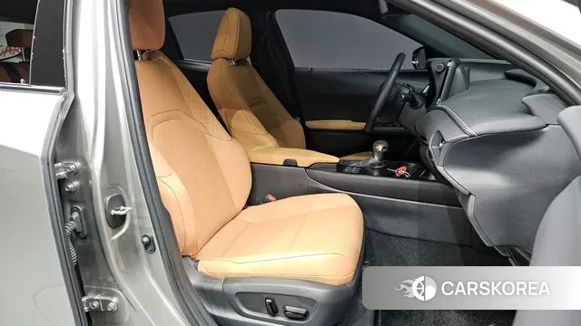 Lexus UX250h id 3223650 из Кореи 20