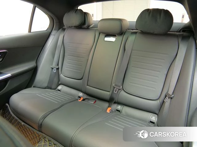 Mercedes-Benz Class C id 4298373 из Китая 18