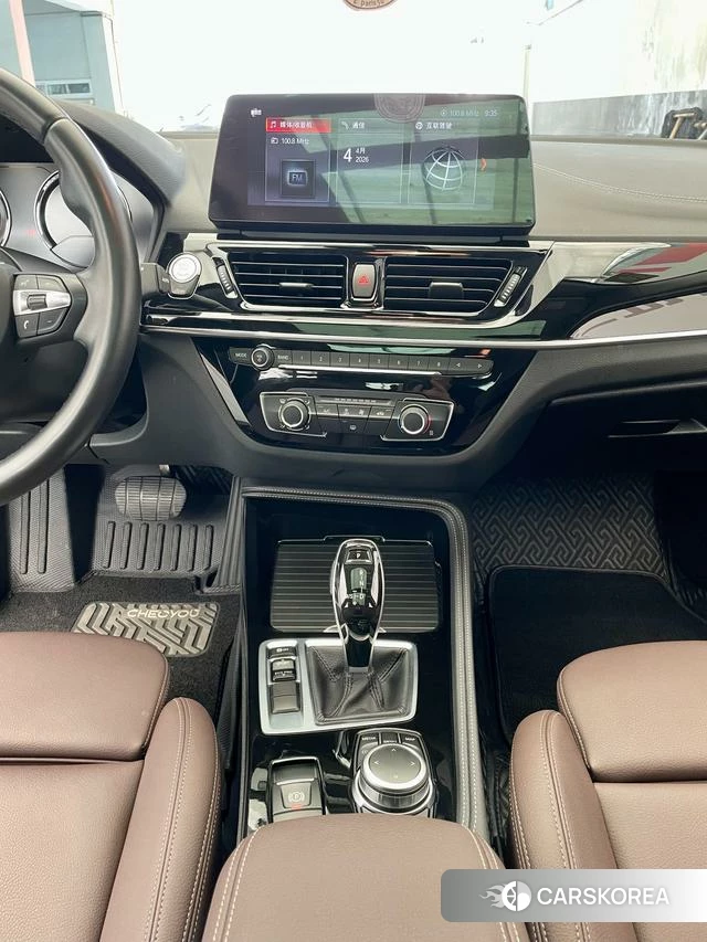 BMW 1 series id 4236673 из Китая 16