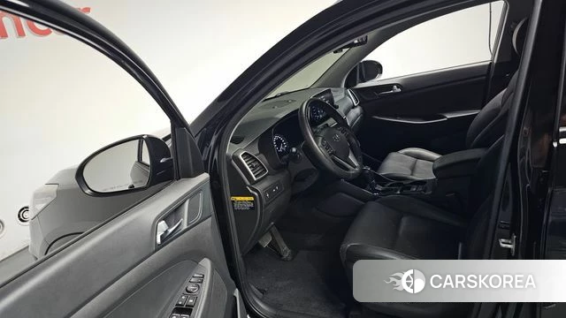Hyundai All New Tucson id 4574040 из Кореи 32
