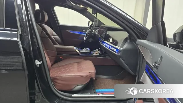 BMW 7 Series (G70) id 3554805 из Кореи 20