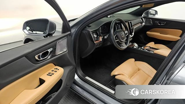 Volvo S60 3rd generation id 3911138 из Кореи 20