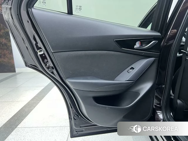 Mazda CX-4 id 4299660 из Китая 22
