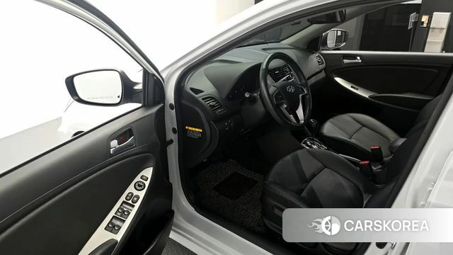 Hyundai Accent (New type) id 3886219 из Кореи 20