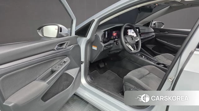Volkswagen Golf 8th Generation id 4396147 из Кореи 20