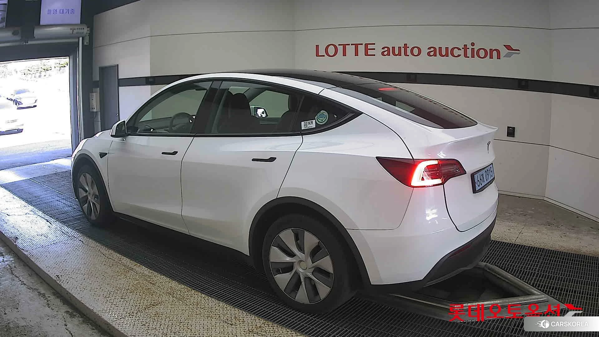 Tesla Model Y RWD id 4909362 из Кореи 37