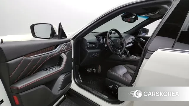 Maserati Levante id 3670605 из Кореи 20