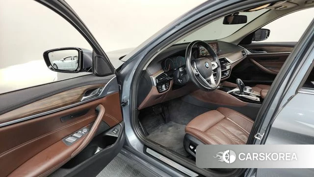 BMW 5 Series (G30) id 4416844 из Кореи 20