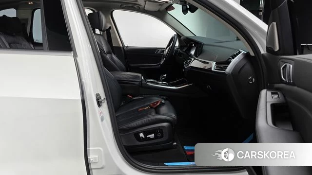 BMW X5 (G05) id 4186744 из Кореи 33