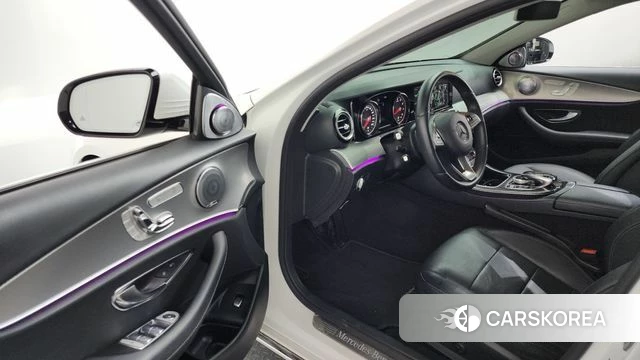 Mercedes-Benz E-Class W213 id 4620680 из Кореи 33
