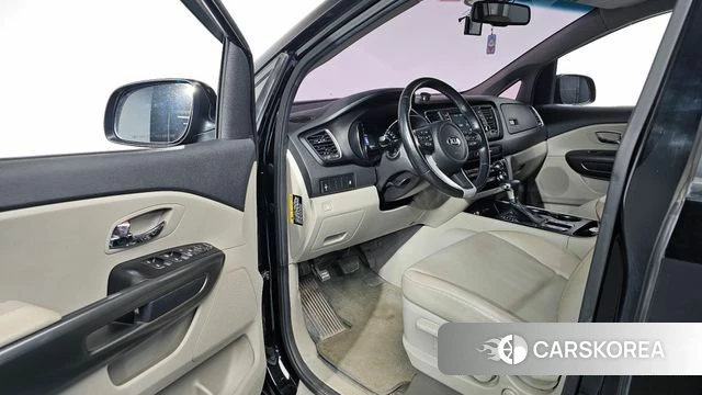 Kia The New Carnival id 4557892 из Кореи 32