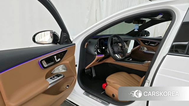 Mercedes-Benz E-Class W214 id 4314888 из Кореи 33