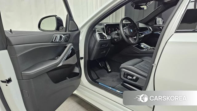 BMW X6 (G06) id 4222545 из Кореи 32