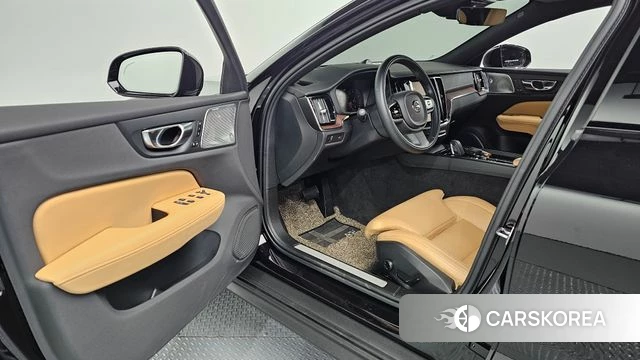 Volvo V60 Cross-Country 2nd Generation id 4490030 из Кореи 34