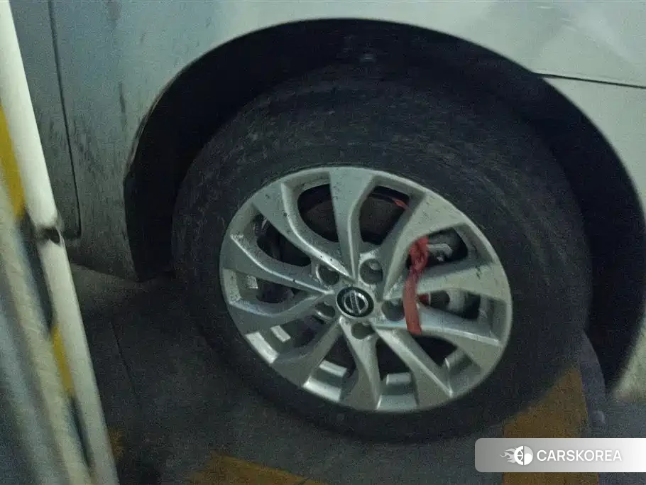 Nissan Sylphy id 4547243 из Китая 16