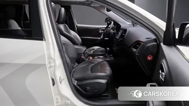 Jeep Cherokee (KL) id 3259418 из Кореи 20