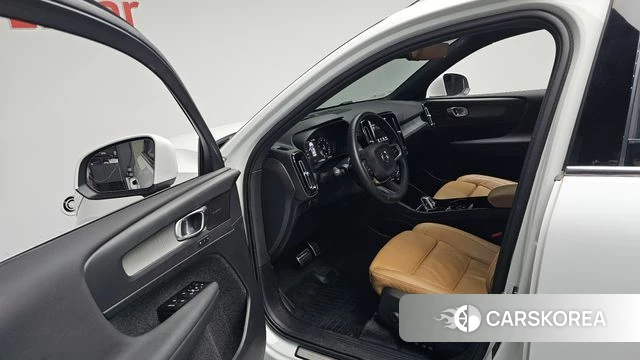 Volvo XC40 id 4784465 из Кореи 40