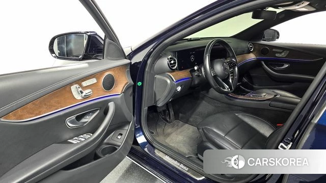 Mercedes-Benz E-Class W213 id 4642084 из Кореи 20