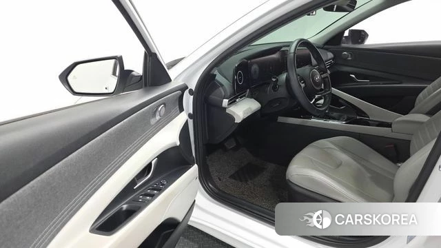 Hyundai Avante (CN7) id 4457925 из Кореи 31