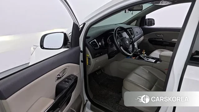 Kia The New Carnival id 3526158 из Кореи 20