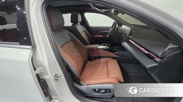 BMW 5 Series (G60) id 3457052 из Кореи 20