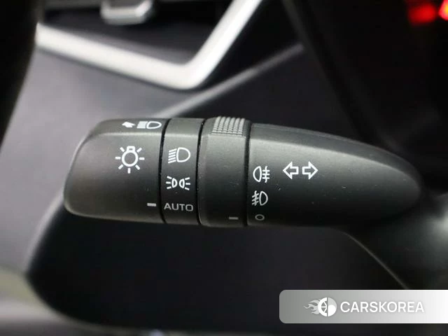 Toyota Corolla id 4209075 из Китая 18