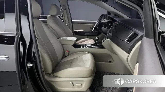 Kia All New Carnival id 2903078 из Кореи 20